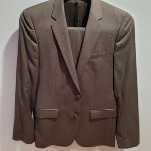 Hugo Boss 2 piece suit